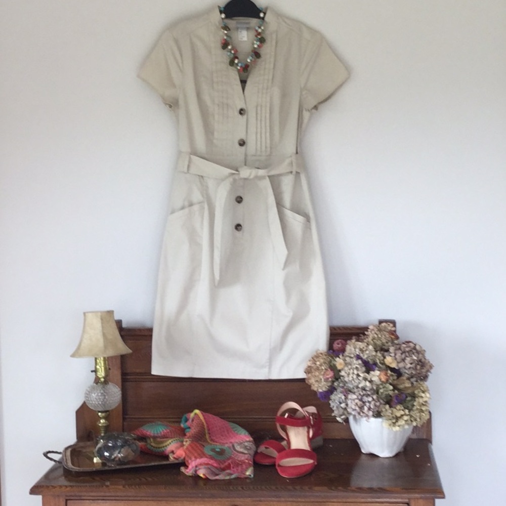 H&M Casual tan shirt dress